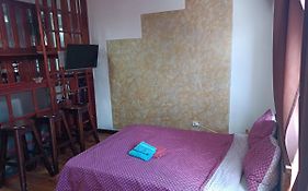 Sweet Central Apartment